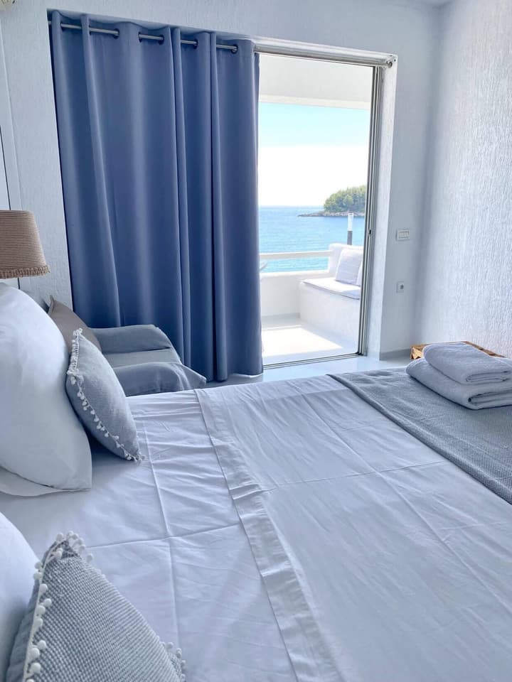 Geo & Art Boutique Hotel