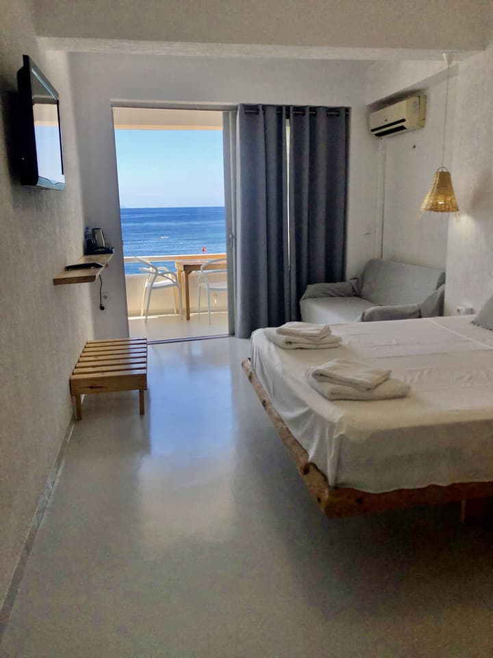 Geo & Art Boutique Hotel