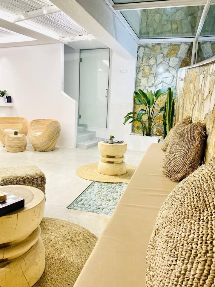 Geo & Art Boutique Hotel