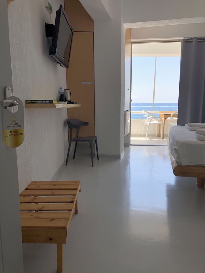 Geo & Art Boutique Hotel
