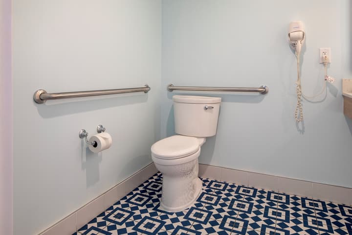 Universal's Endless Summer Resort - Dockside Inn and Suites