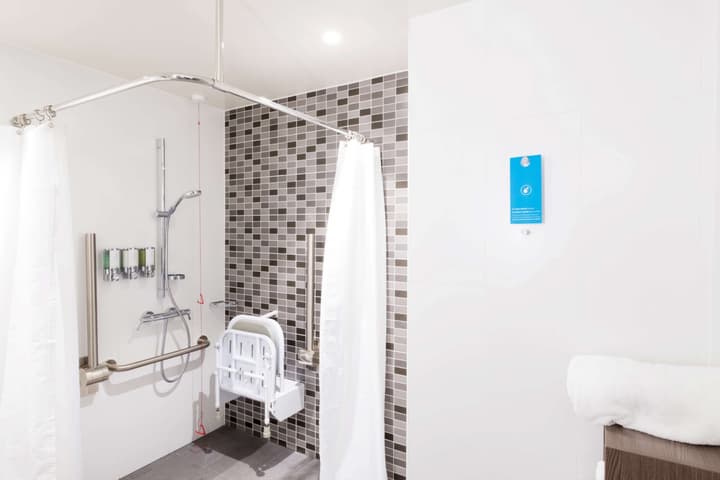 Hampton by Hilton Hamilton Park