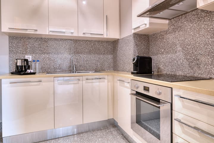 ADAM Hotel Suites