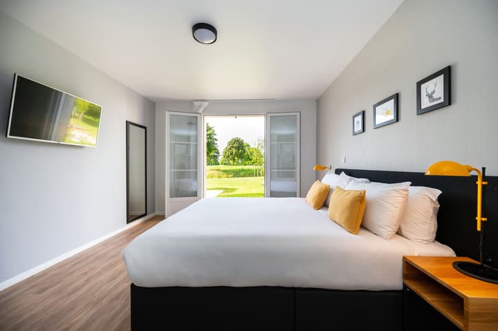 Staycity Aparthotels, Near Disneyland® Paris