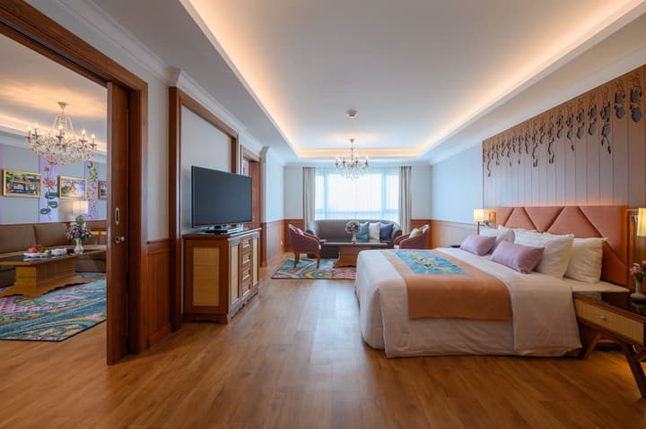 Empress Premier Hotel