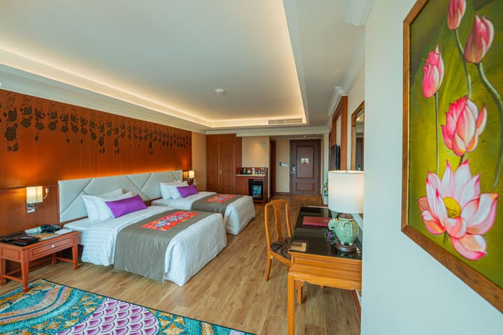 Empress Premier Hotel