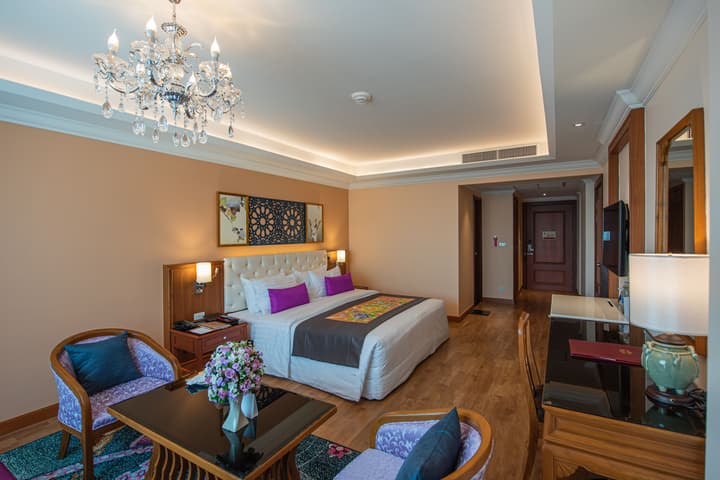 Empress Premier Hotel