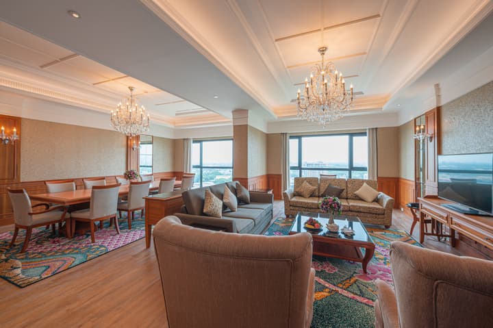 Empress Premier Hotel
