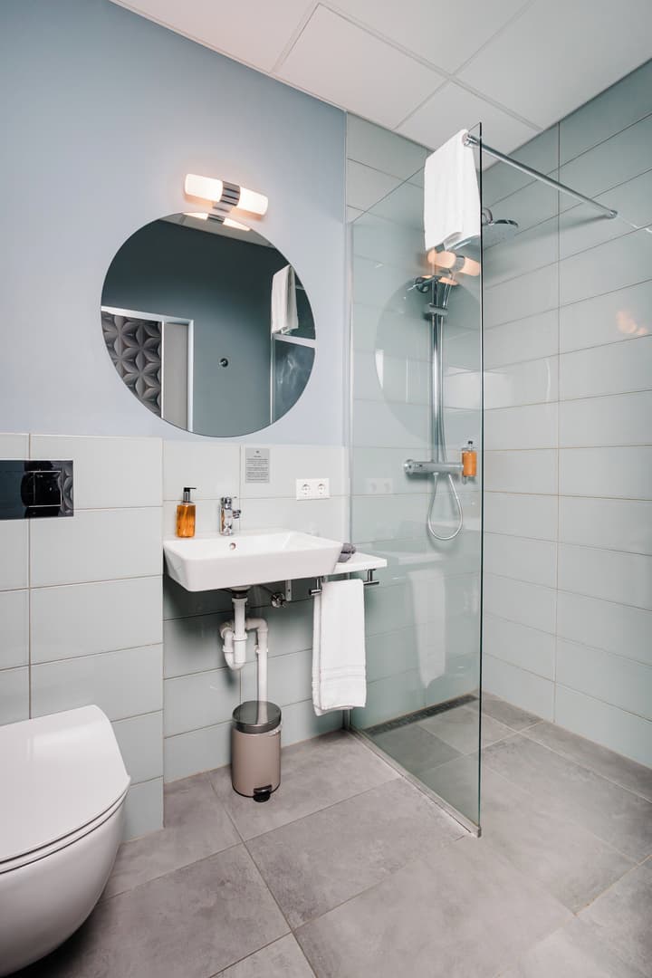 ODDSSON Midtown Hotel