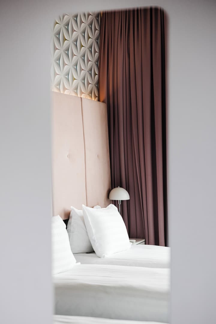 ODDSSON Midtown Hotel