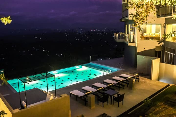 Mount Blue Kandy