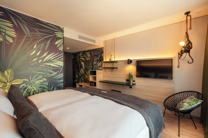 Holiday Inn - the niu, Crusoe Bremen Airport by IHG