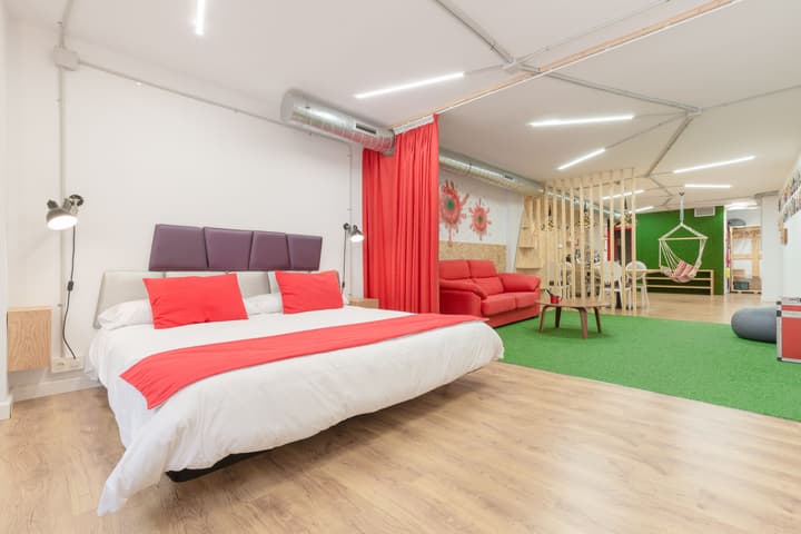 Tomate Rooms