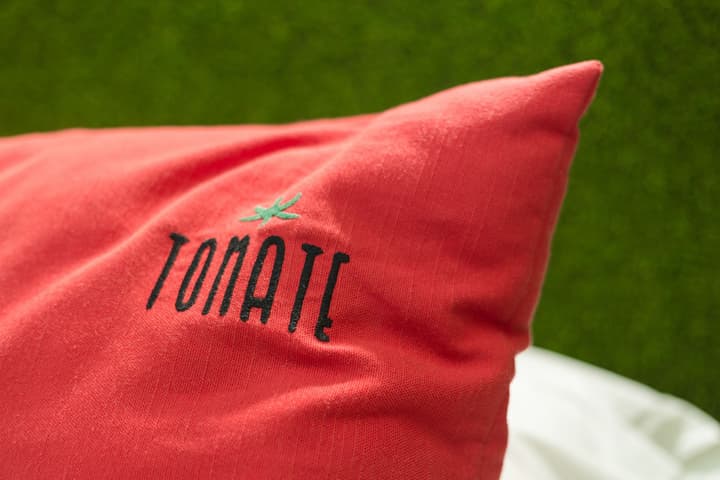 Tomate Rooms
