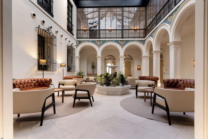 H10 Palacio Colomera