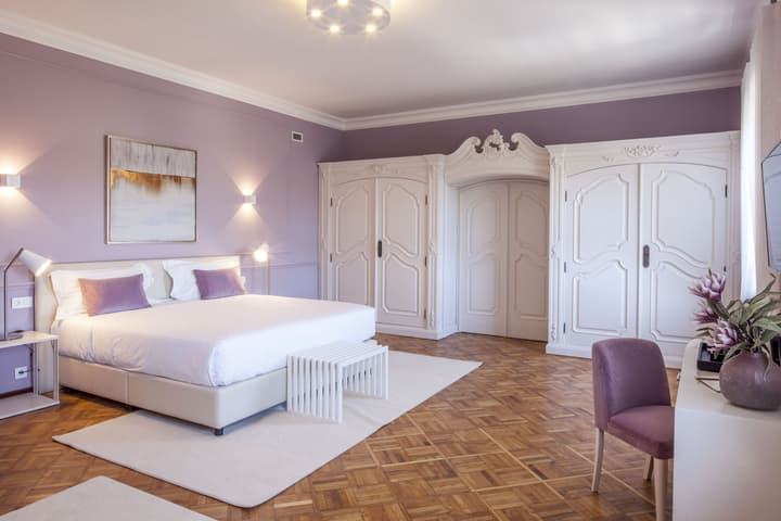 Luzeiros Suites
