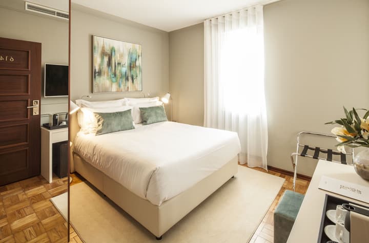 Luzeiros Suites
