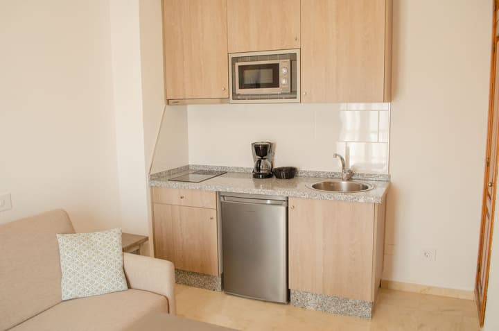 Klayman Olivina Aparthotel