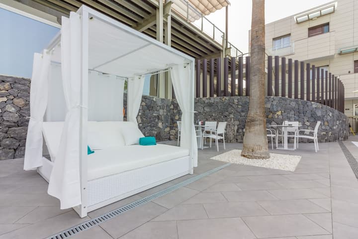 Klayman Diamond Aparthotel