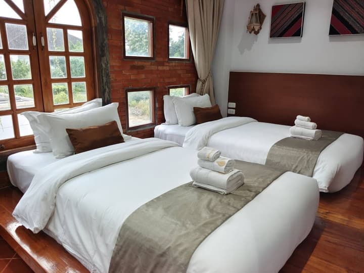 Lanna Oriental Hotel
