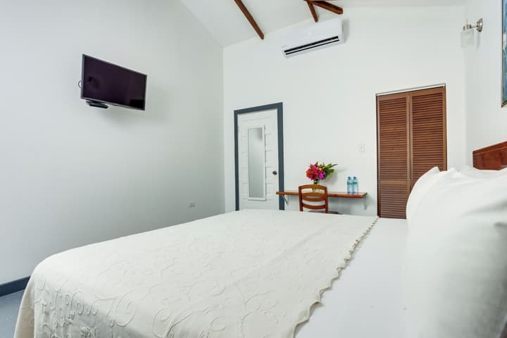Harbour View Boutique Hotel & Wellness Retreat