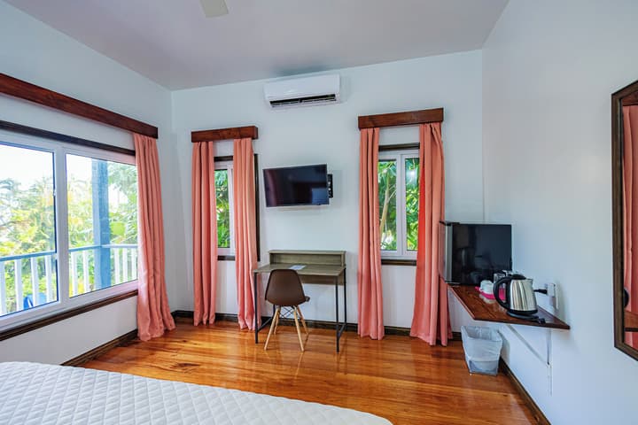 Harbour View Boutique Hotel & Wellness Retreat