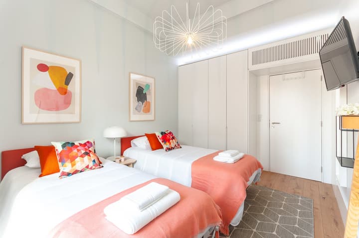 NLC Rooms & Suites