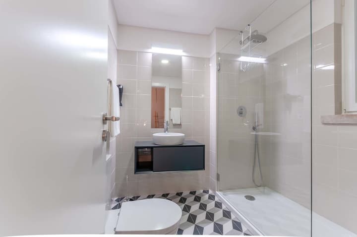 NLC Rooms & Suites