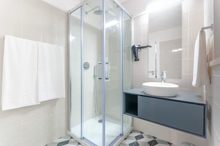 NLC Rooms & Suites