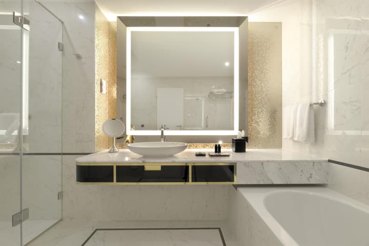 Párisi Udvar Hotel Budapest, part of Hyatt