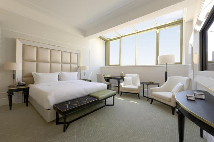 Párisi Udvar Hotel Budapest, part of Hyatt