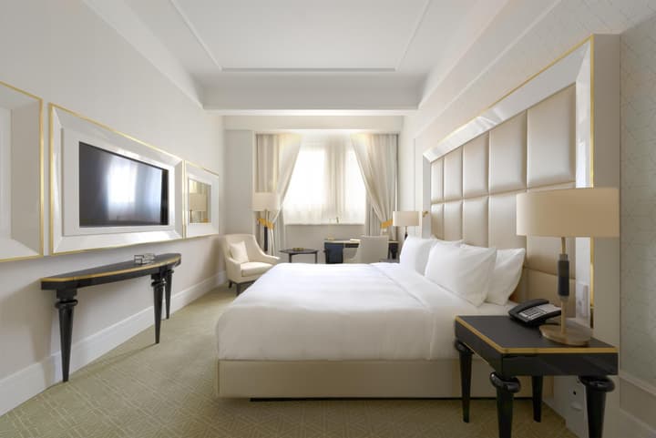 Párisi Udvar Hotel Budapest, part of Hyatt