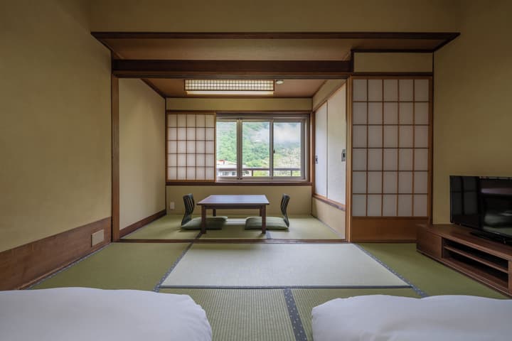 Okuhida Hot Spring Hirayukan