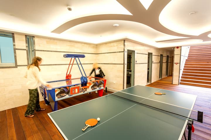 Rhodos Horizon City- Adults only