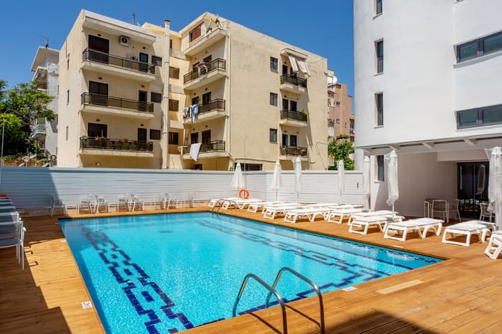 Rhodos Horizon City- Adults only