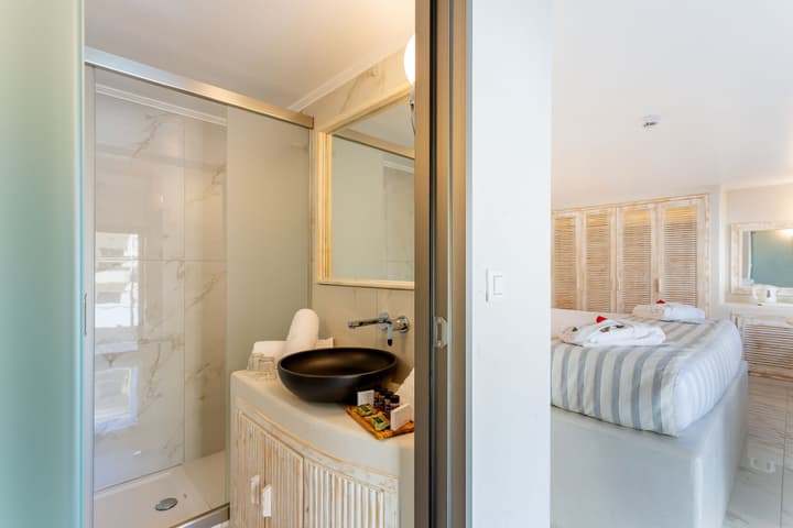 Rhodos Horizon City- Adults only