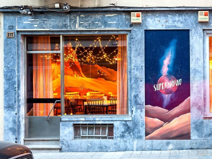 Supernova - Hostel