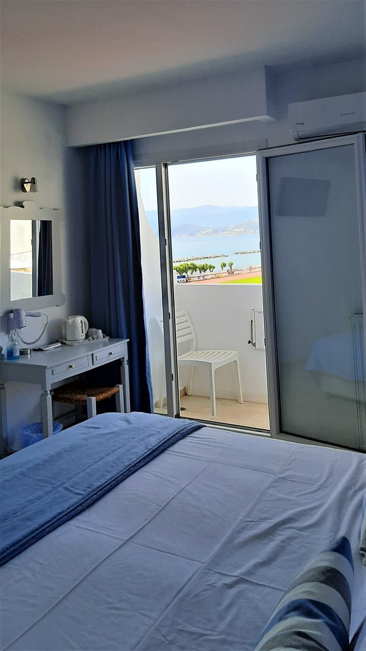 Naiades Marina Hotel