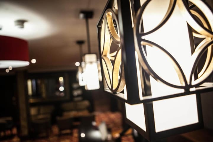 Dillons Hotel