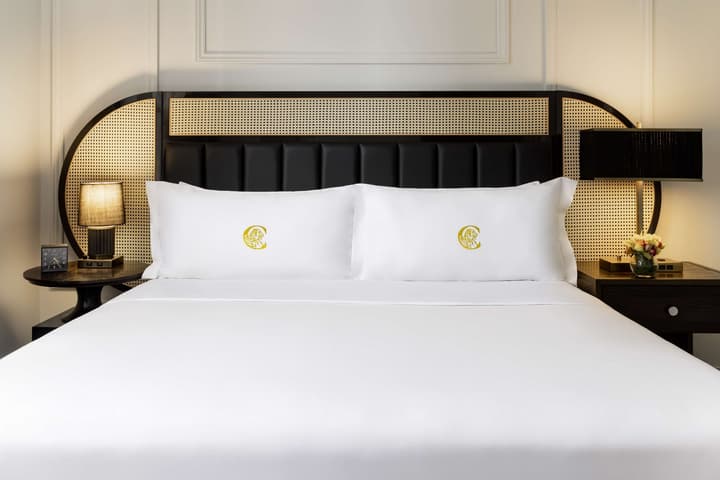 The Candler Hotel Atlanta, Curio Collection by Hilton