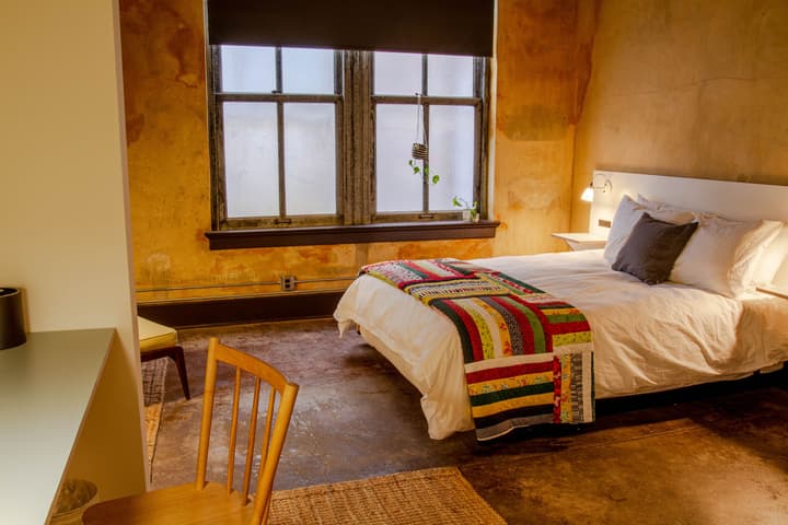 Travelers Hotel