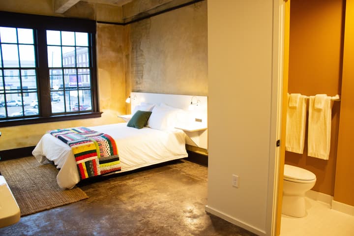 Travelers Hotel