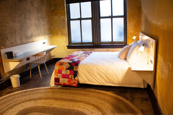 Travelers Hotel