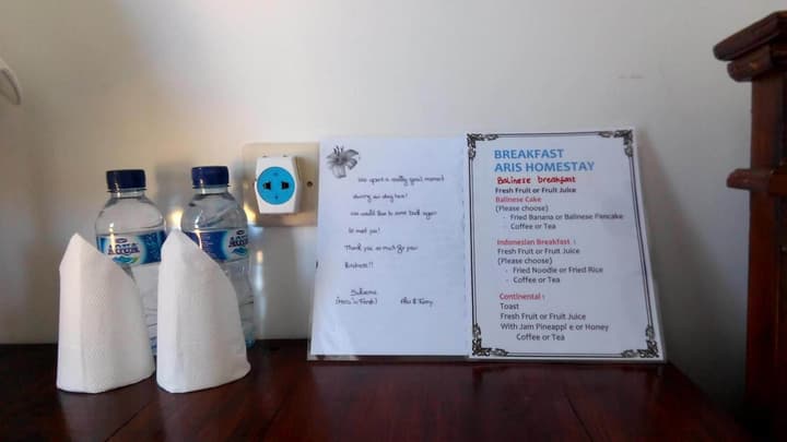 Aris Homestay and Warung Made