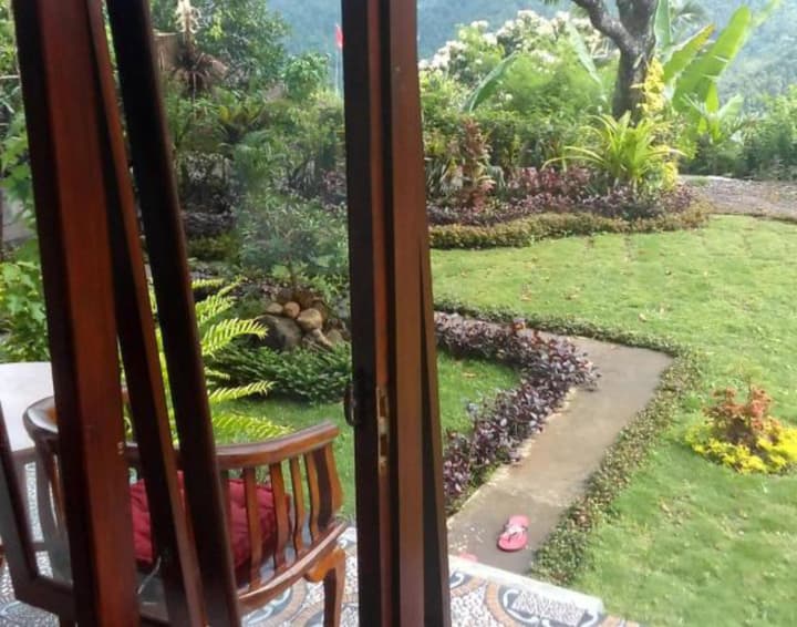 Aris Homestay and Warung Made