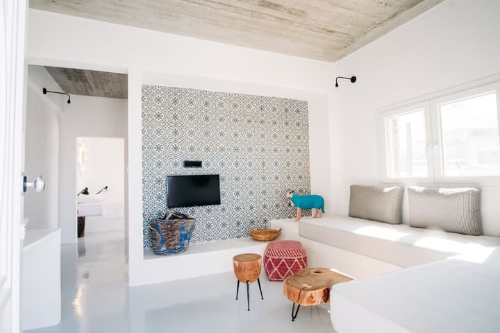 Mesanto Luxury Suites