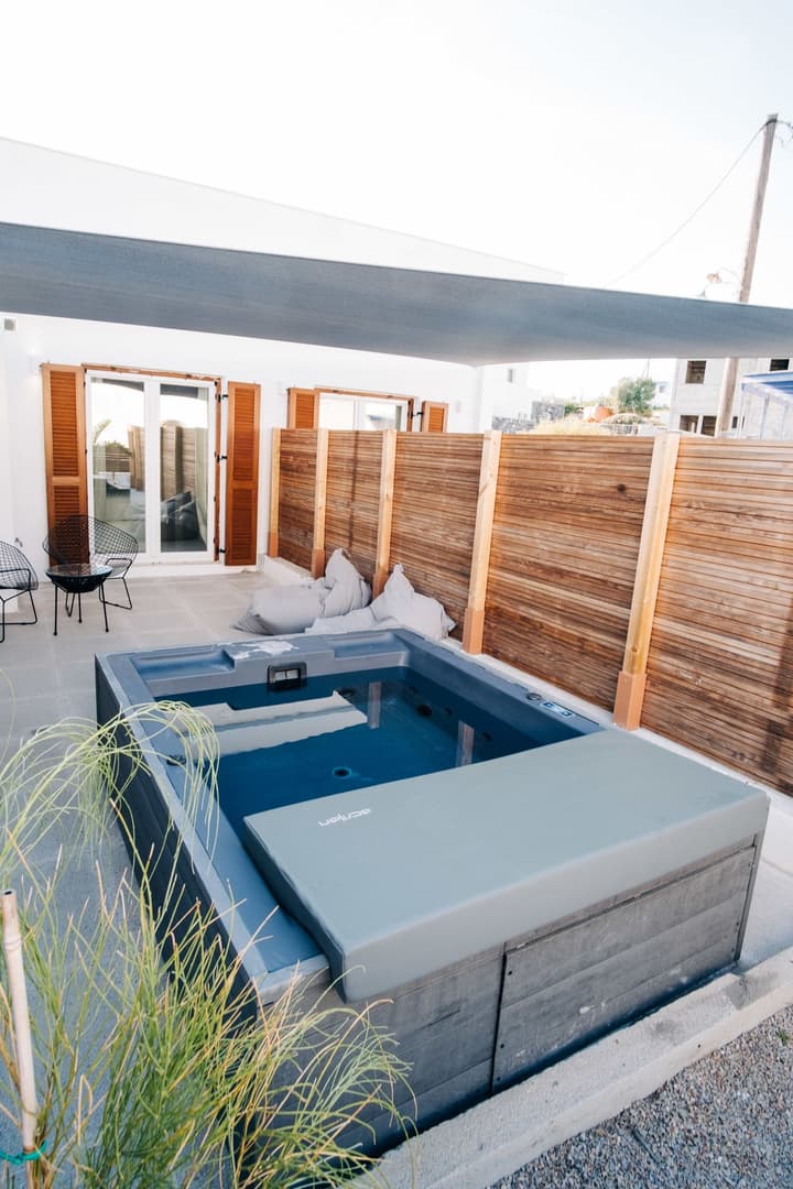 Mesanto Luxury Suites