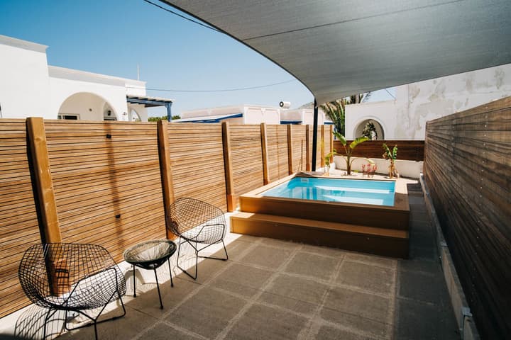 Mesanto Luxury Suites