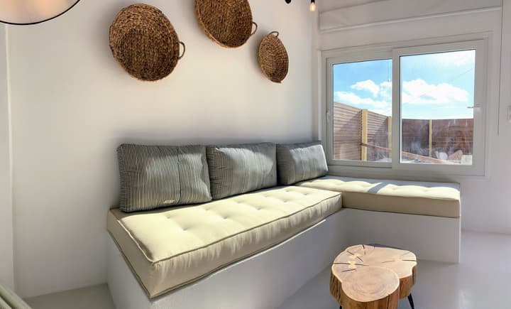 Mesanto Luxury Suites