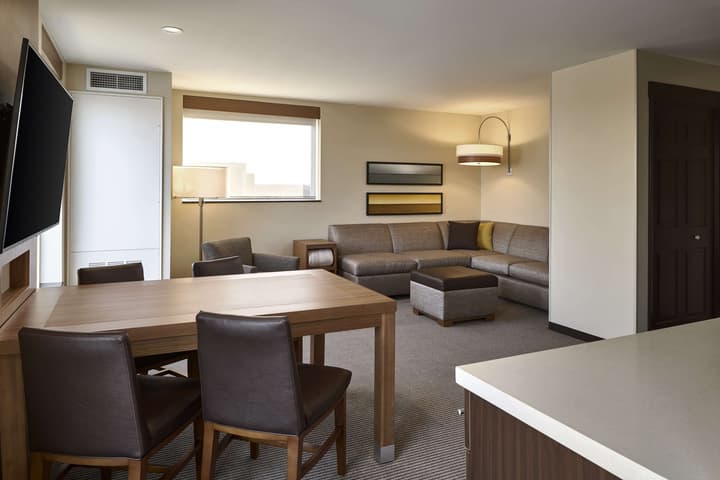 Hyatt Place Wilmington Riverfront